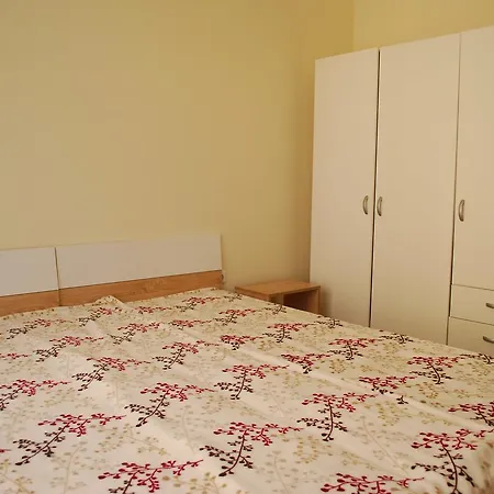 тwo Bedroom Children Friendly شقة